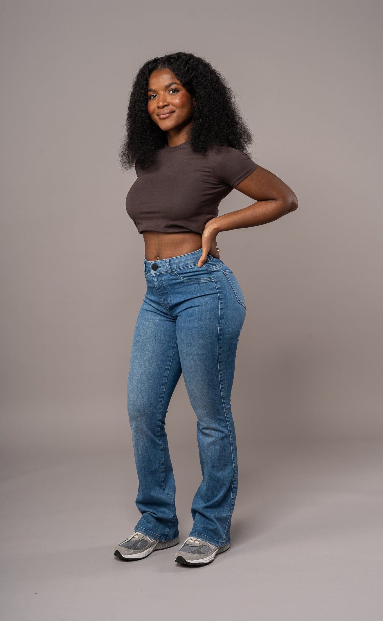 Fit Jeans World's Best Jeans Womens Flared Mid Waisted