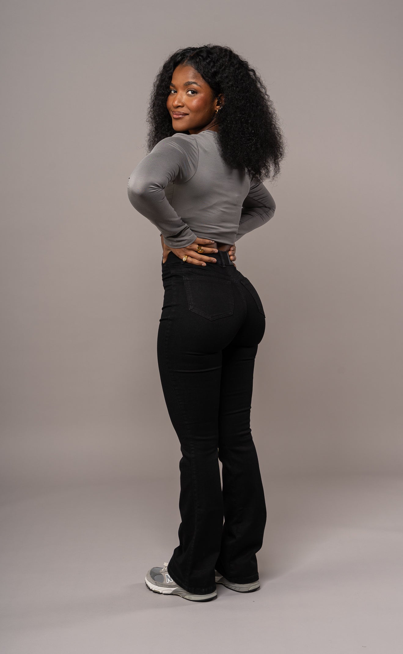 Womens Flared Fitjeans - Black Flared FITJEANS