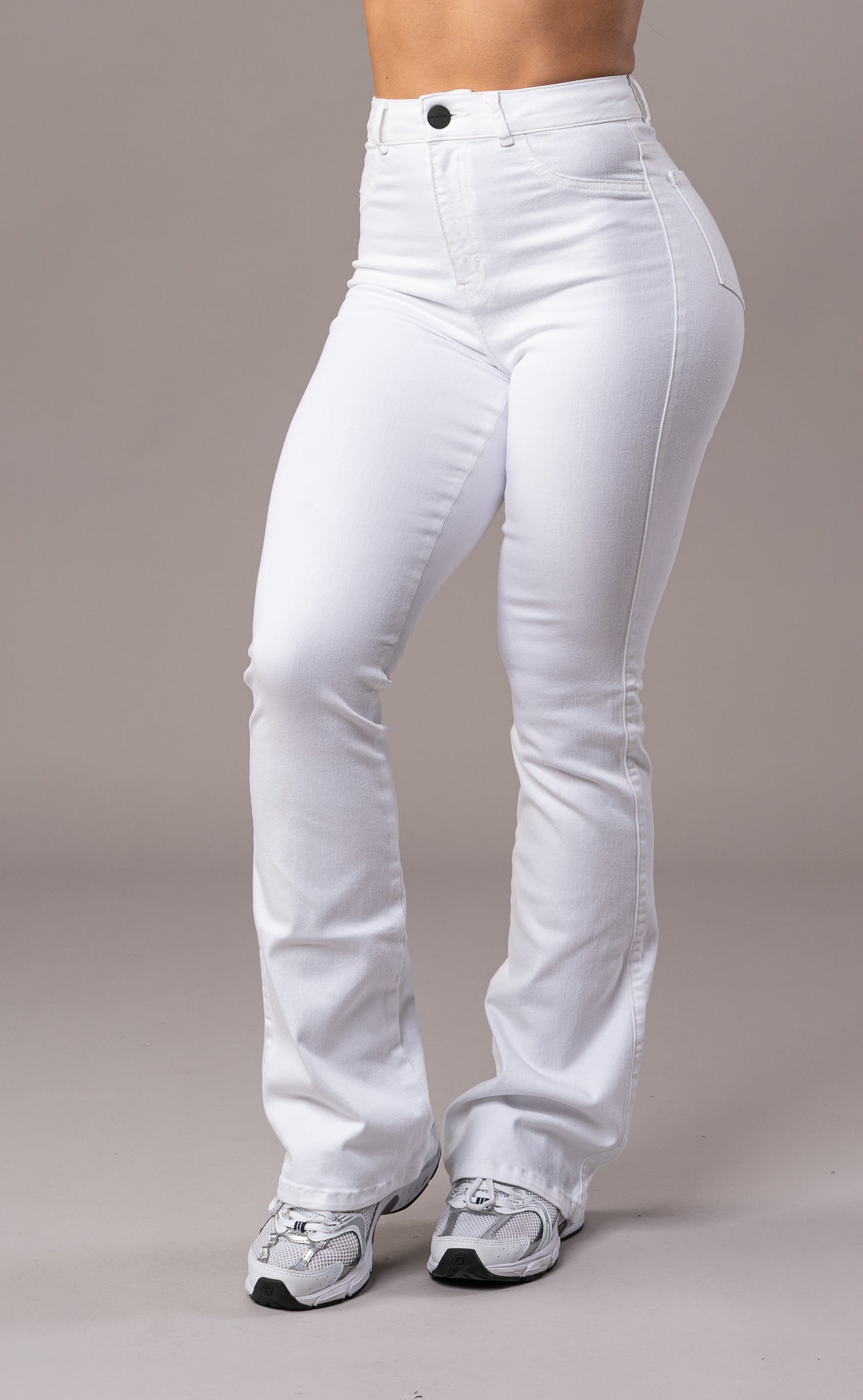 Womens Pastel Flared Fitjeans - White Pastel Flared FITJEANS