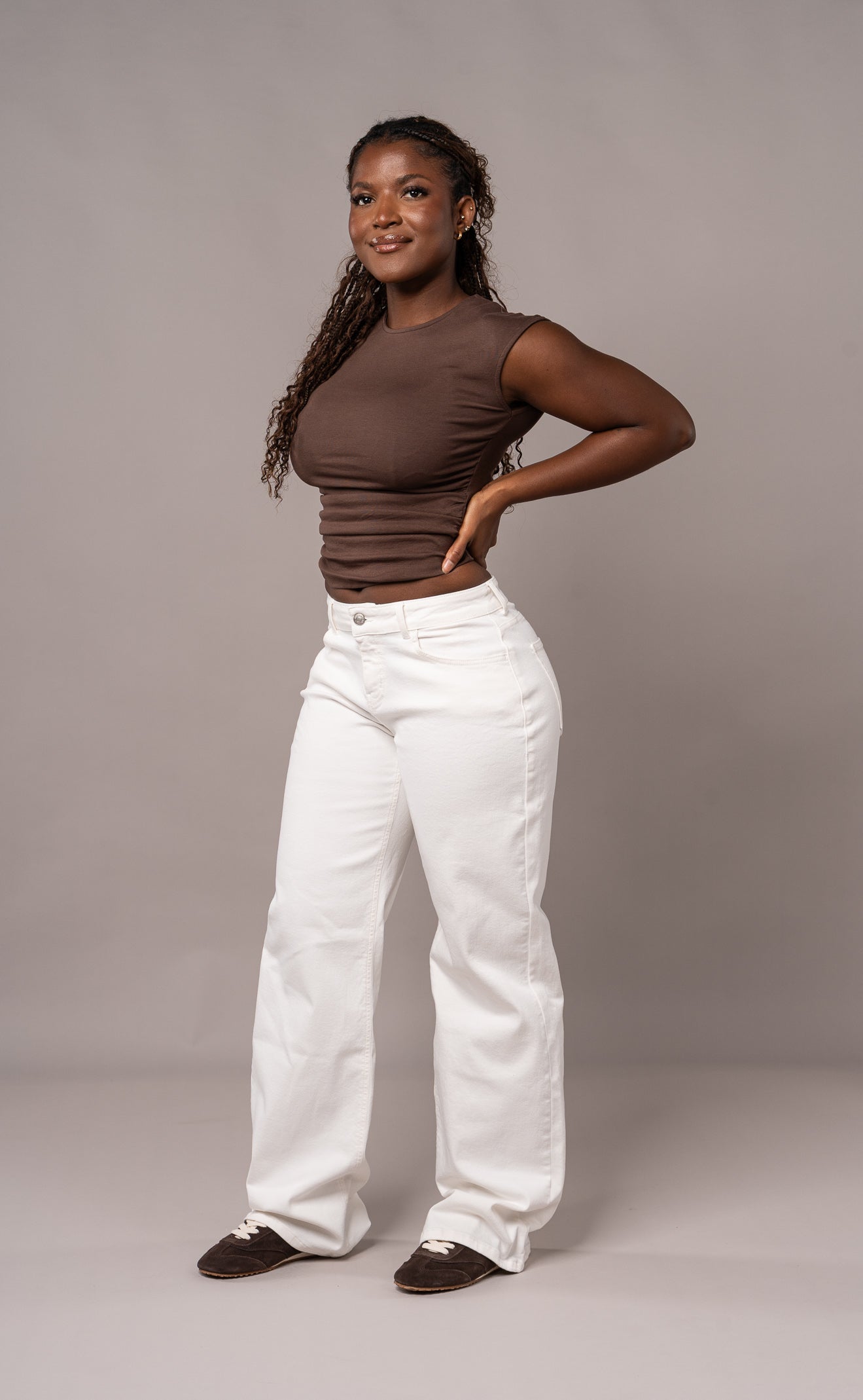 Womens Baggy Low Waisted Fitjeans - White Baggy Low Waisted FITJEANS