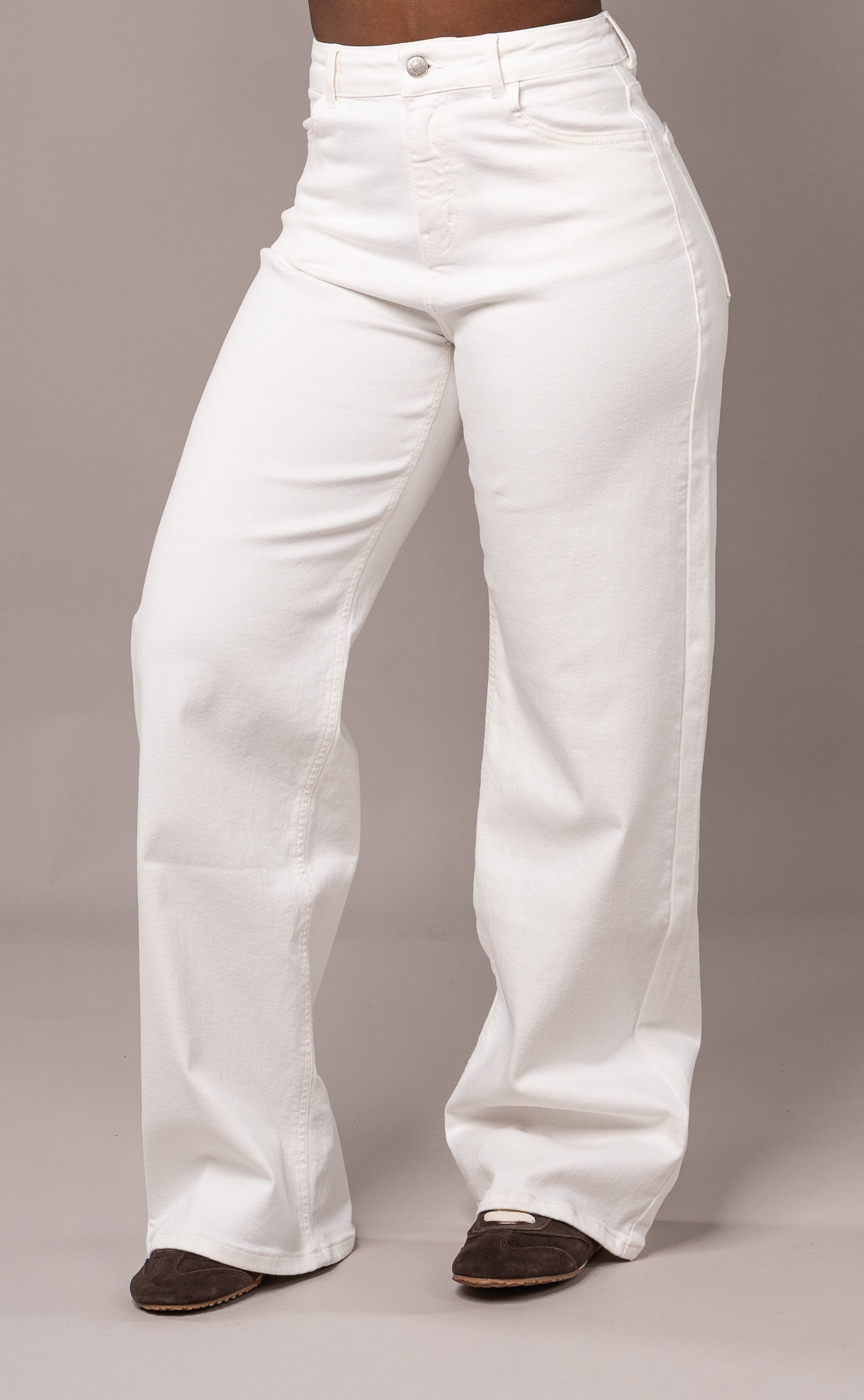 Womens Pastel Baggy Fitjeans - White Baggy FITJEANS