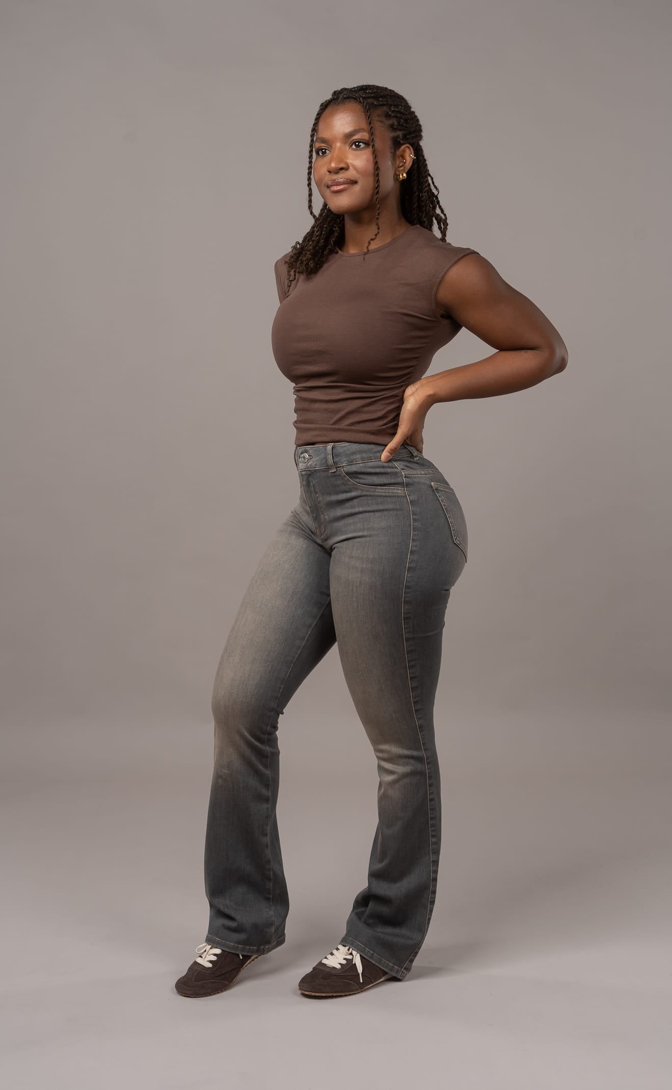 Womens Flared Mid Waisted Fitjeans - Warm Grey Flared Mid FITJEANS
