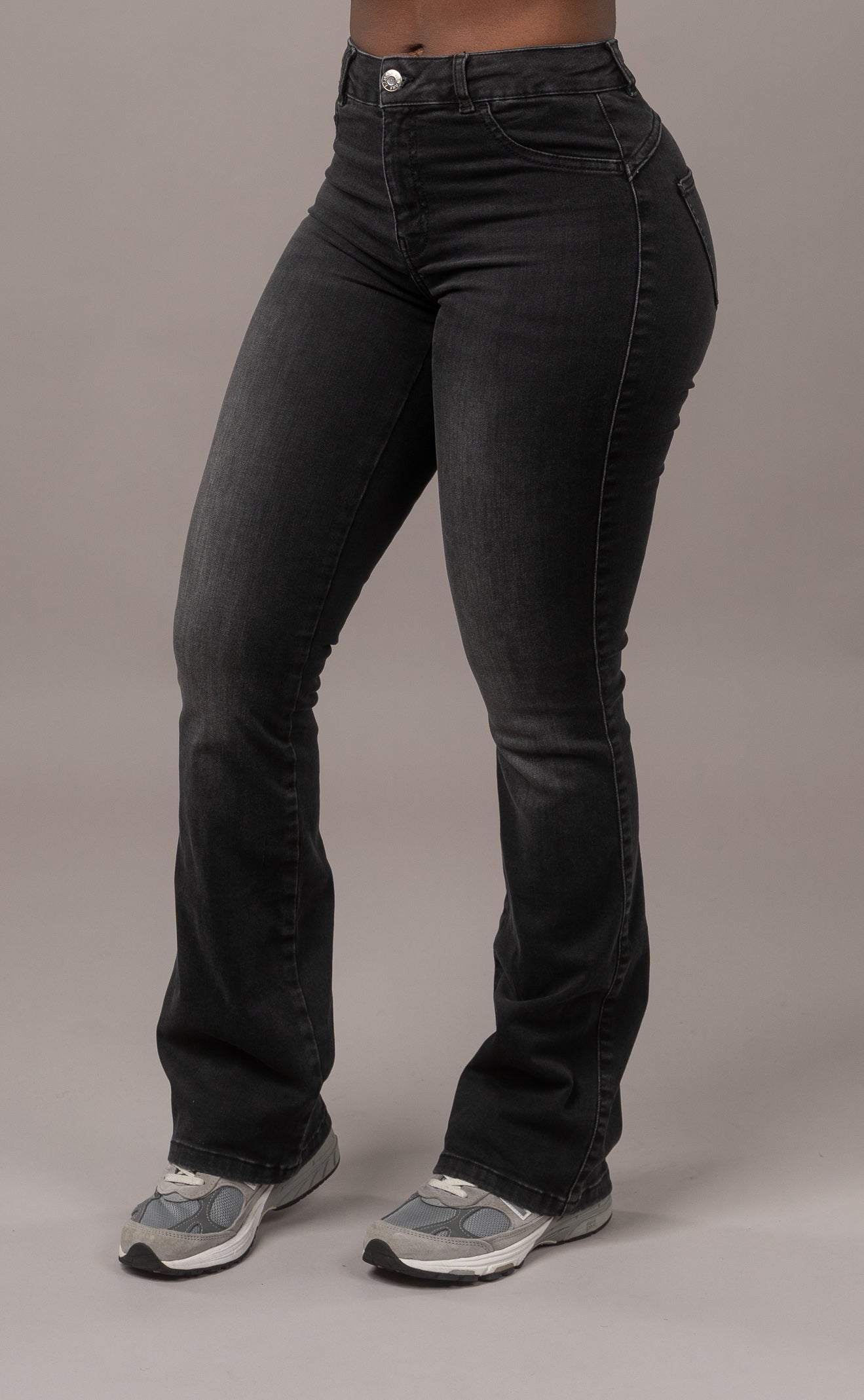 Womens Flared Mid Waisted Fitjeans - Worn Black - FITJEANS