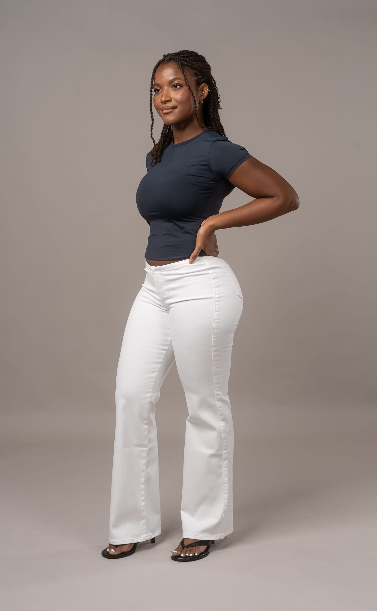 Bare Low Waisted Flared Fitjeans - White Bare Low Waisted Flared FITJEANS