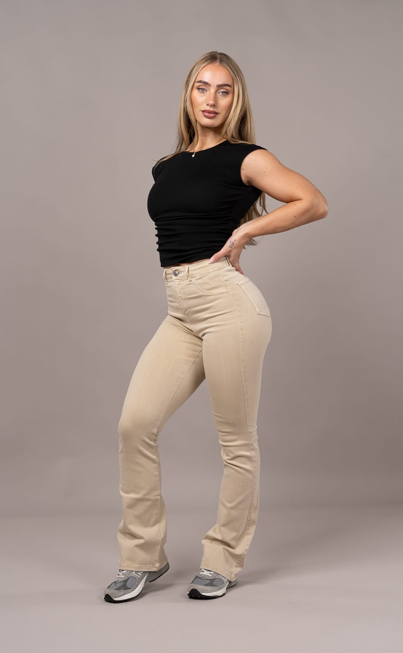 Womens Pastel Flared Fitjeans - Sand - FITJEANS