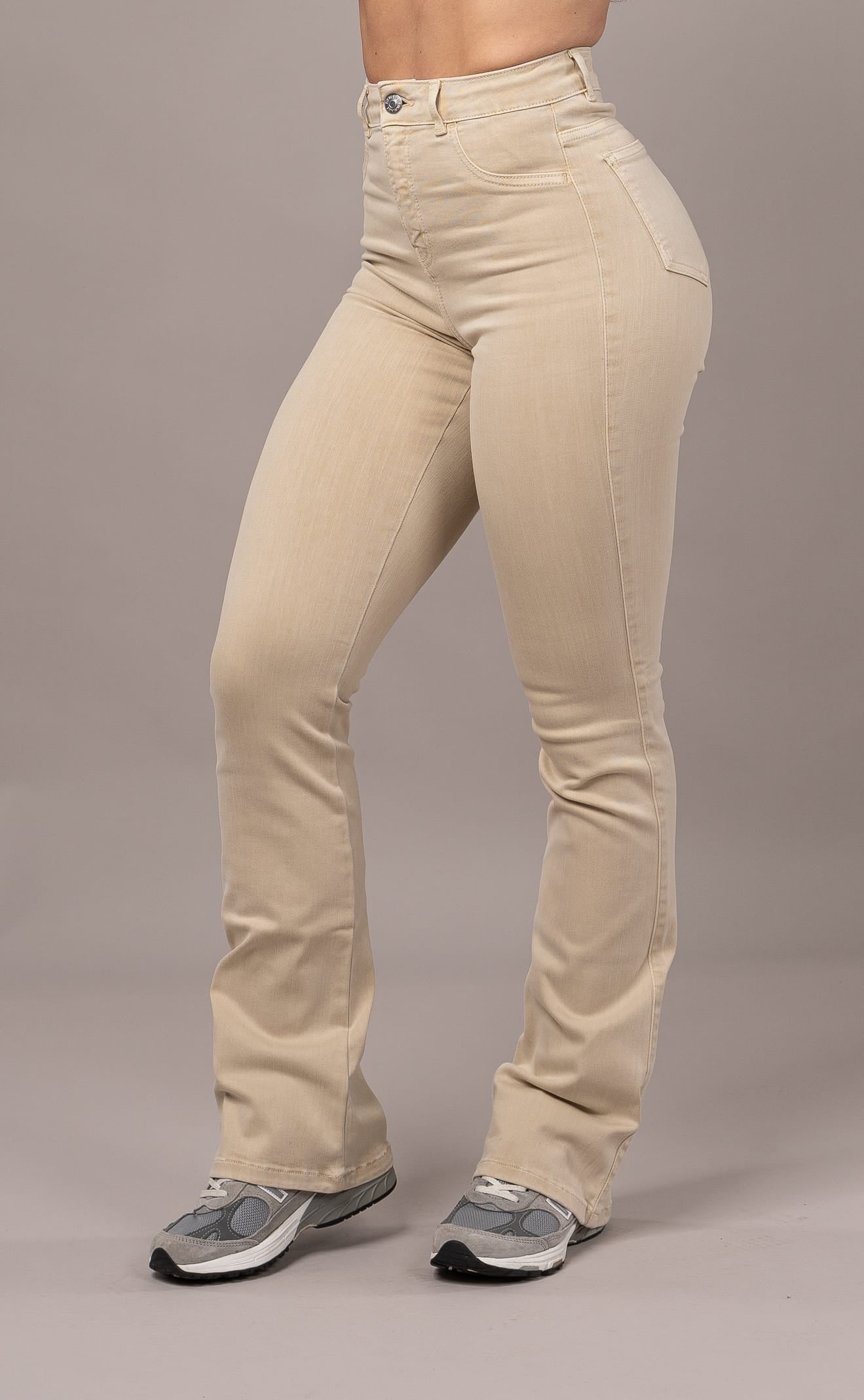 Womens Pastel Flared Fitjeans - Sand - FITJEANS