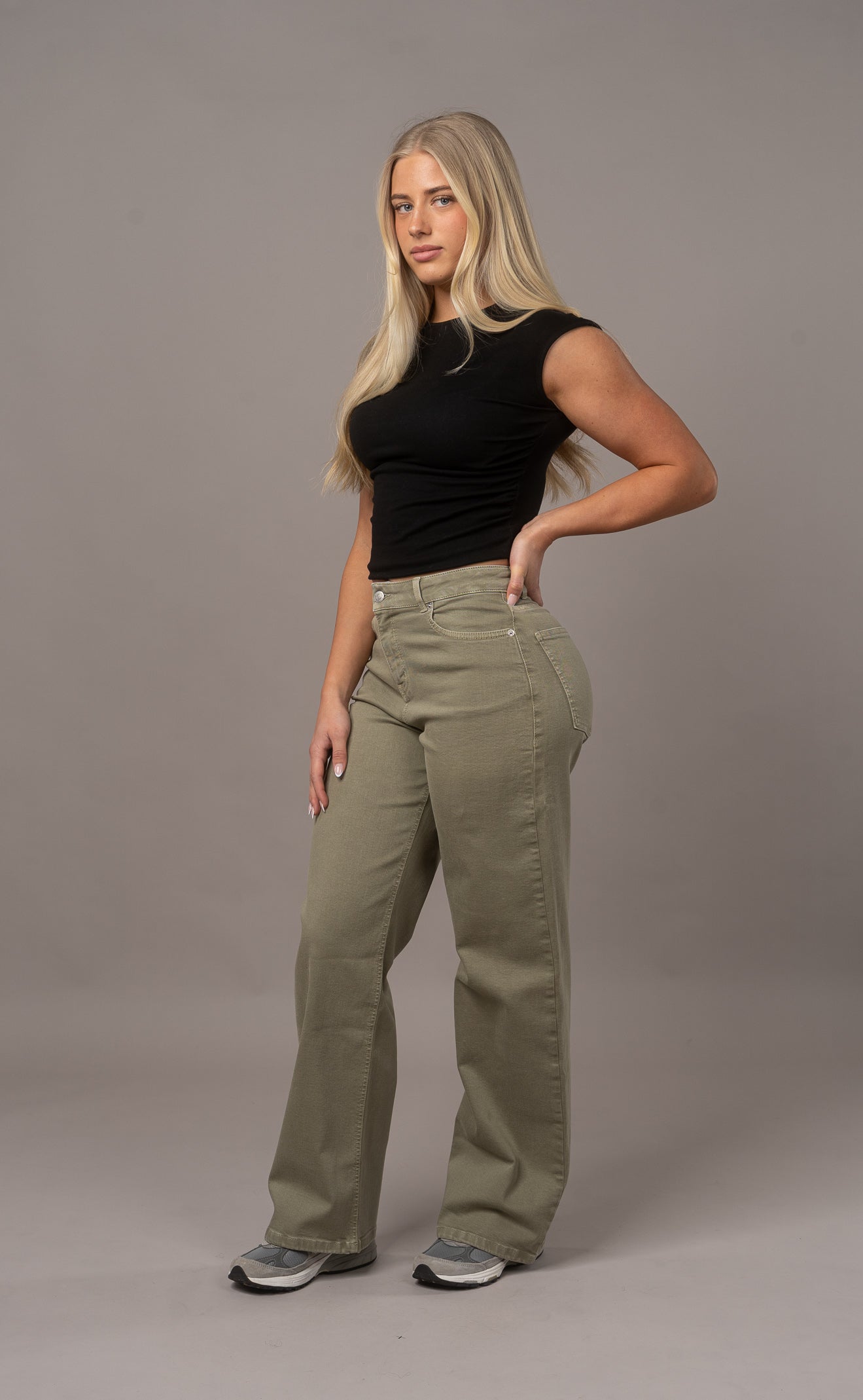 Womens Pastel Baggy Fitjeans - Khaki Baggy FITJEANS