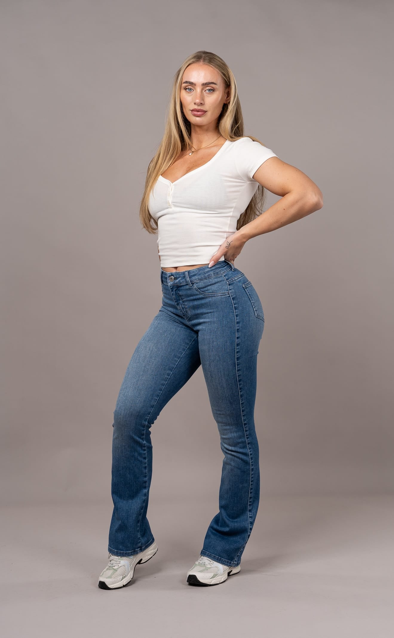 Womens Flared Mid Waisted Fitjeans - Azure Blue Flared Mid FITJEANS