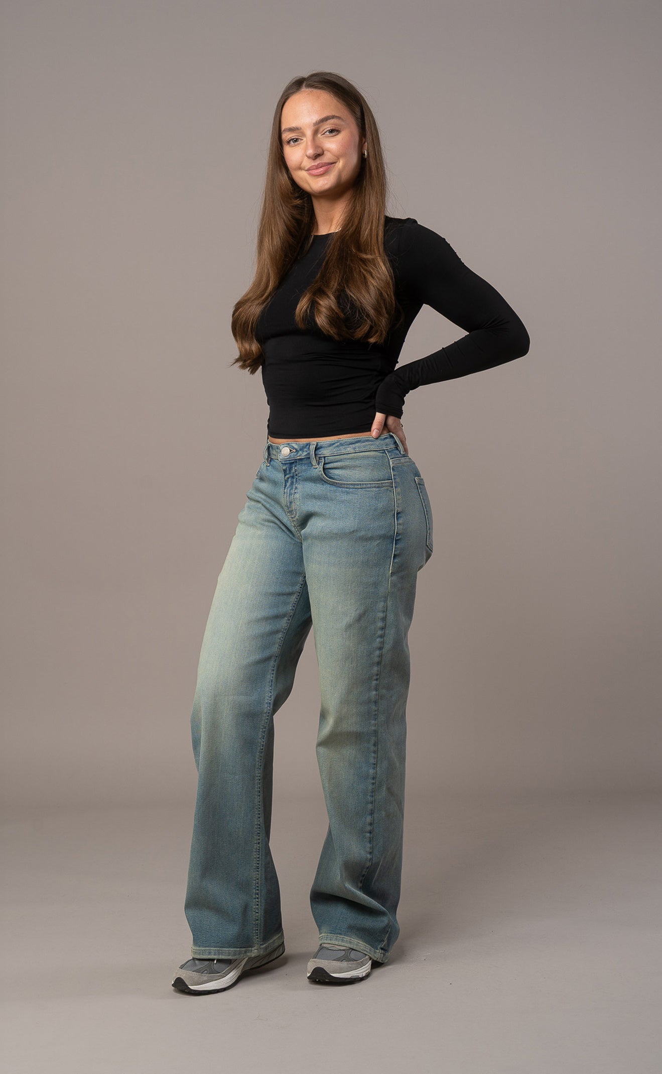Womens Baggy Low Waisted Fitjeans - Distorted Blue Baggy Low Waisted FITJEANS