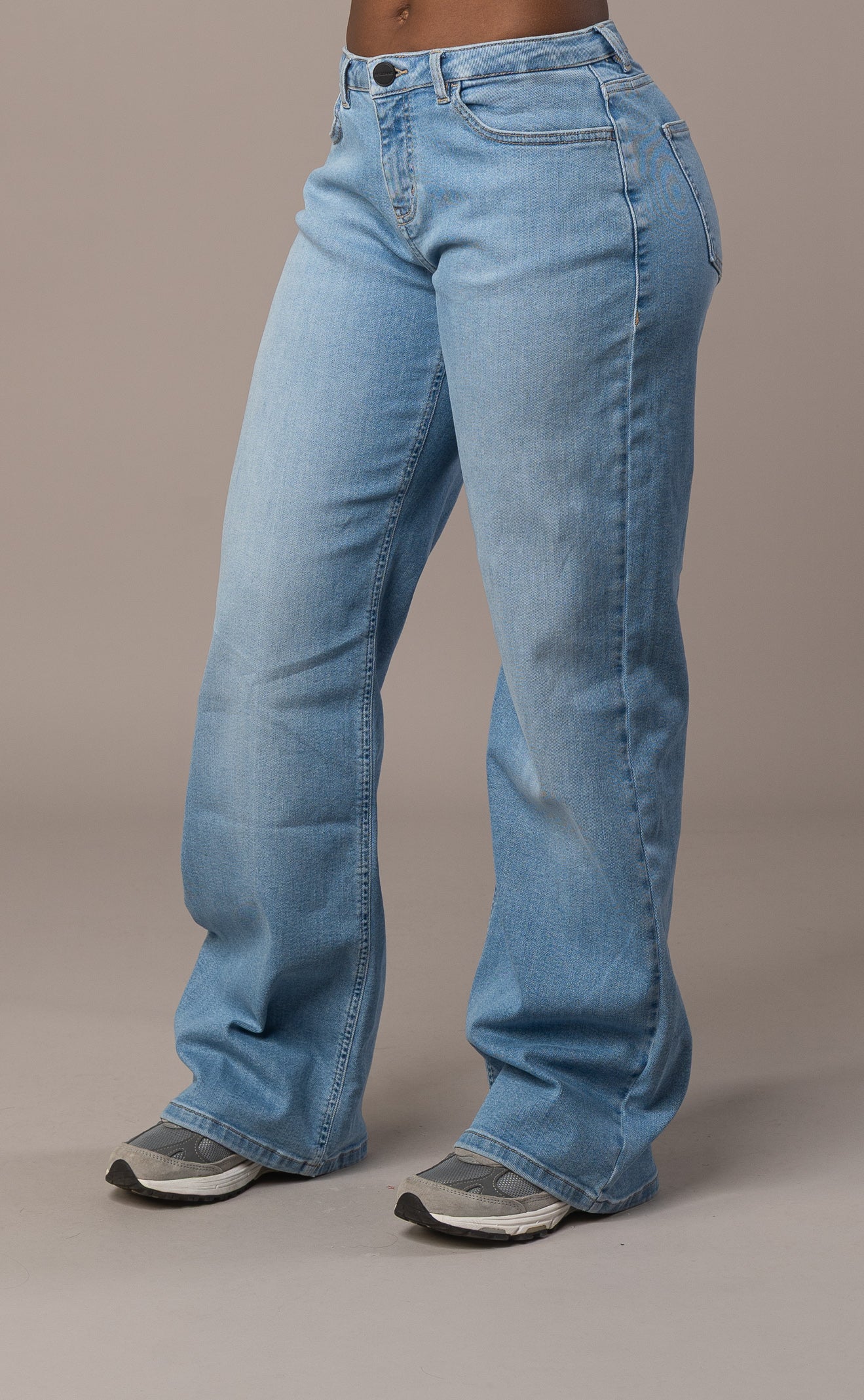 Womens Baggy Low Waisted Fitjeans - Arctic Light Blue Baggy Low Waisted FITJEANS
