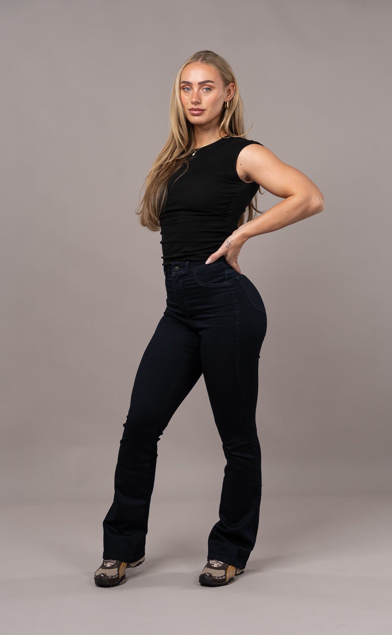 Womens Flared Fitjeans - Midnight Blue Flared FITJEANS