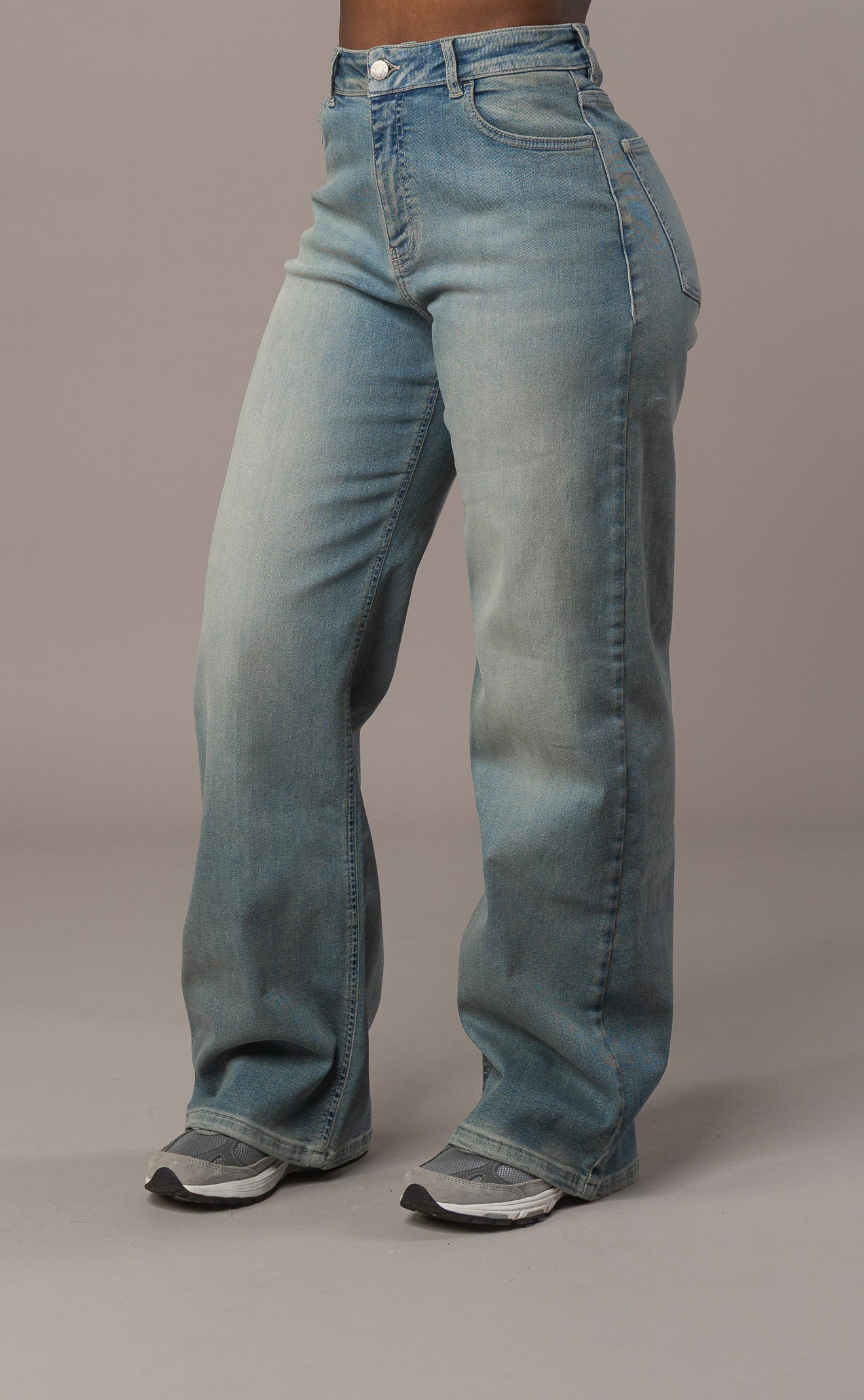 Womens Baggy Fitjeans - Distorted Blue Baggy FITJEANS