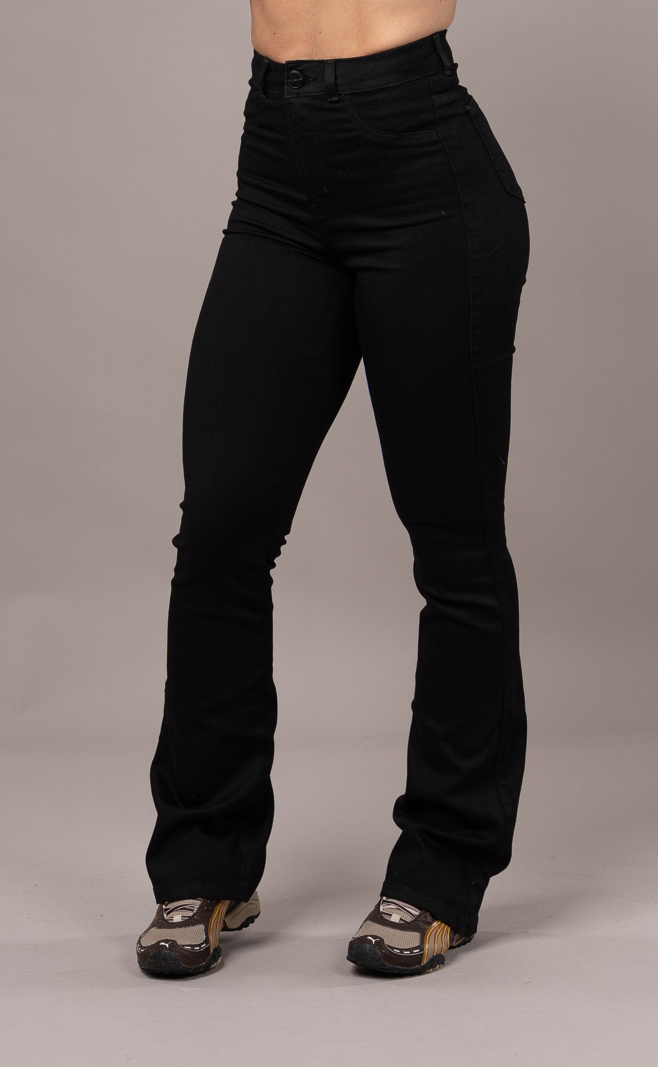 Womens Flared Fitjeans - Black Flared FITJEANS