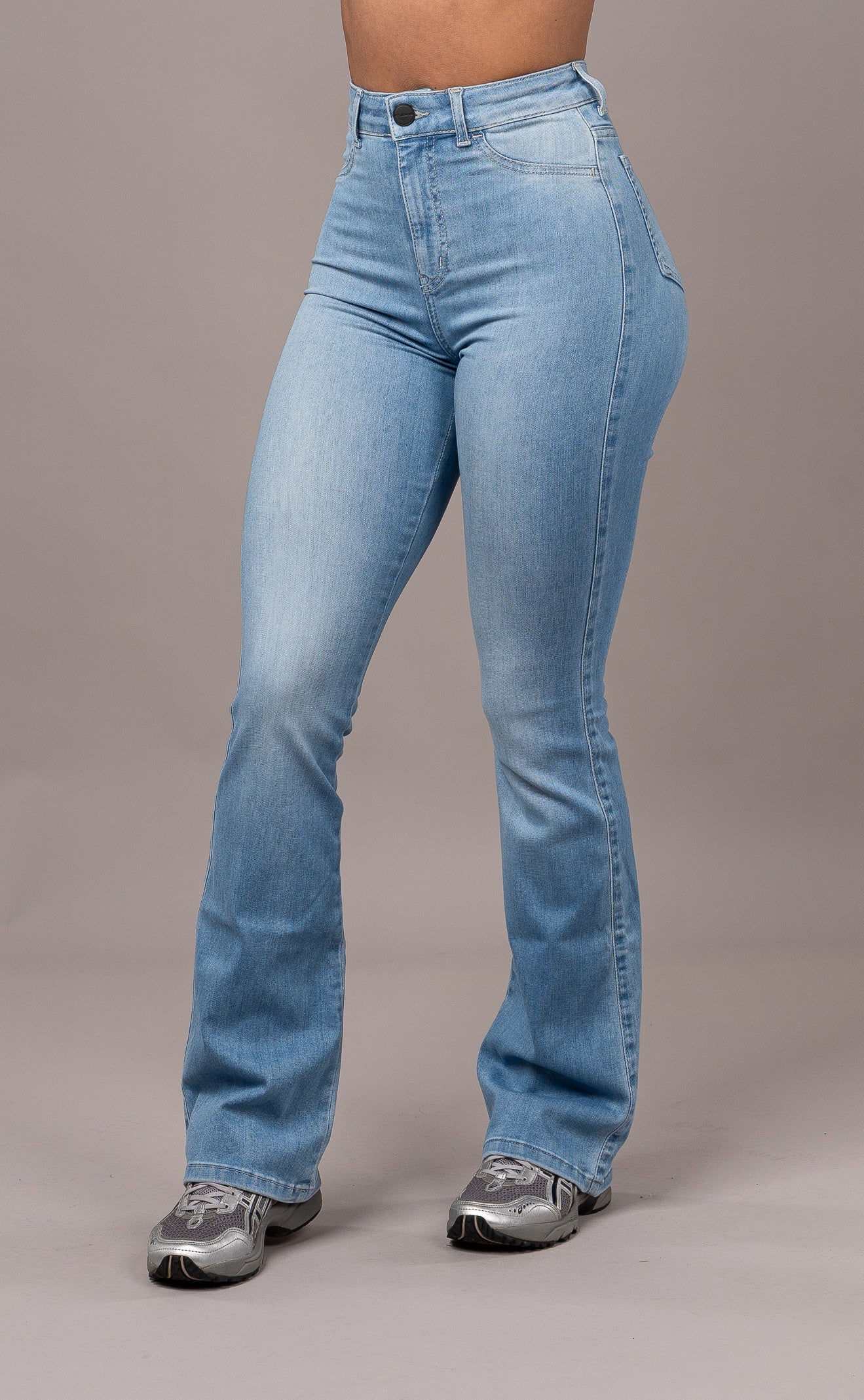 Womens Flared Fitjeans - Arctic Light Blue Flared FITJEANS