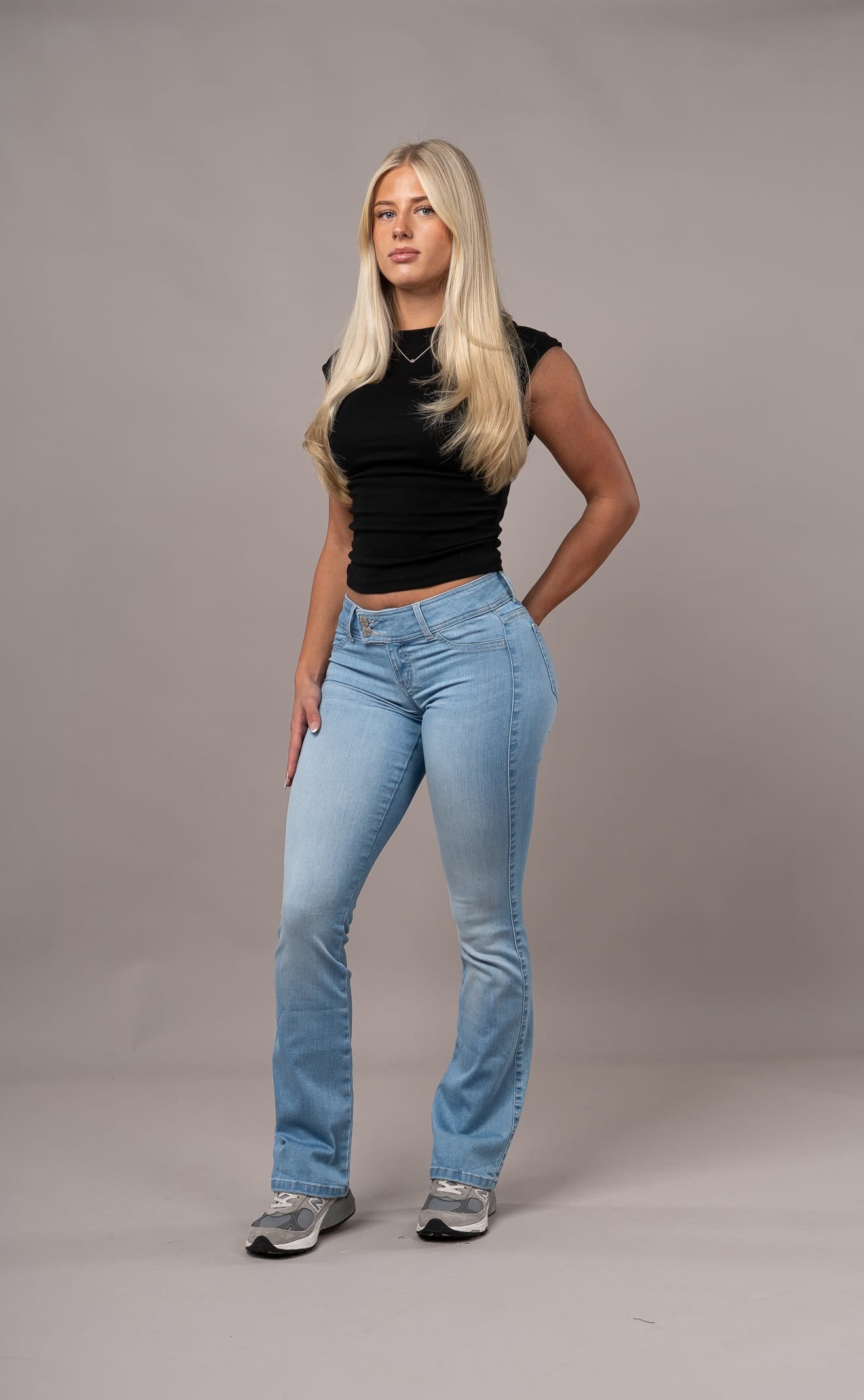 Womens Flared Low Waisted Fitjeans - Arctic Light Blue Flared Low Waisted FITJEANS