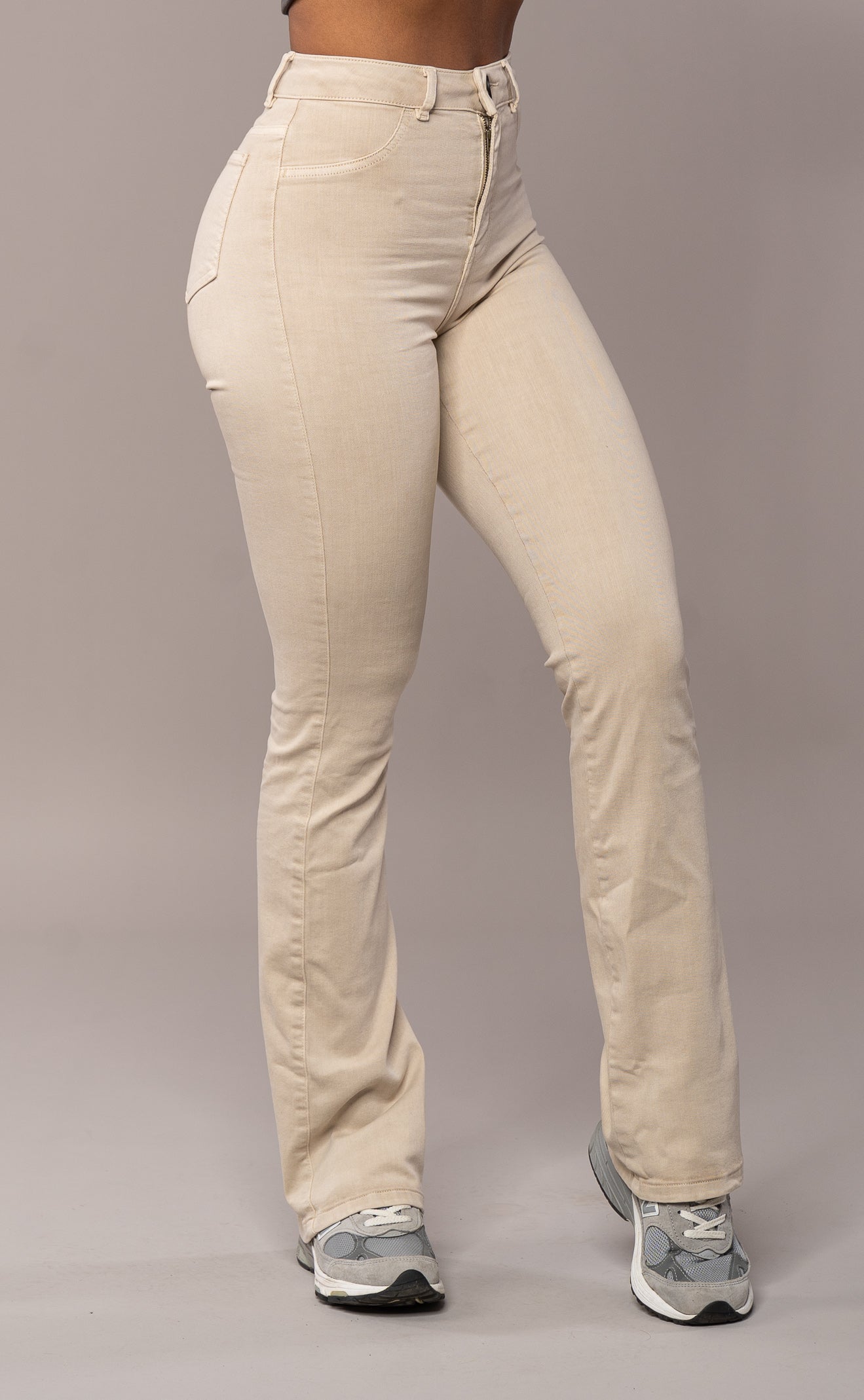 Womens Pastel Flared Fitjeans - Sand Pastel Flared FITJEANS