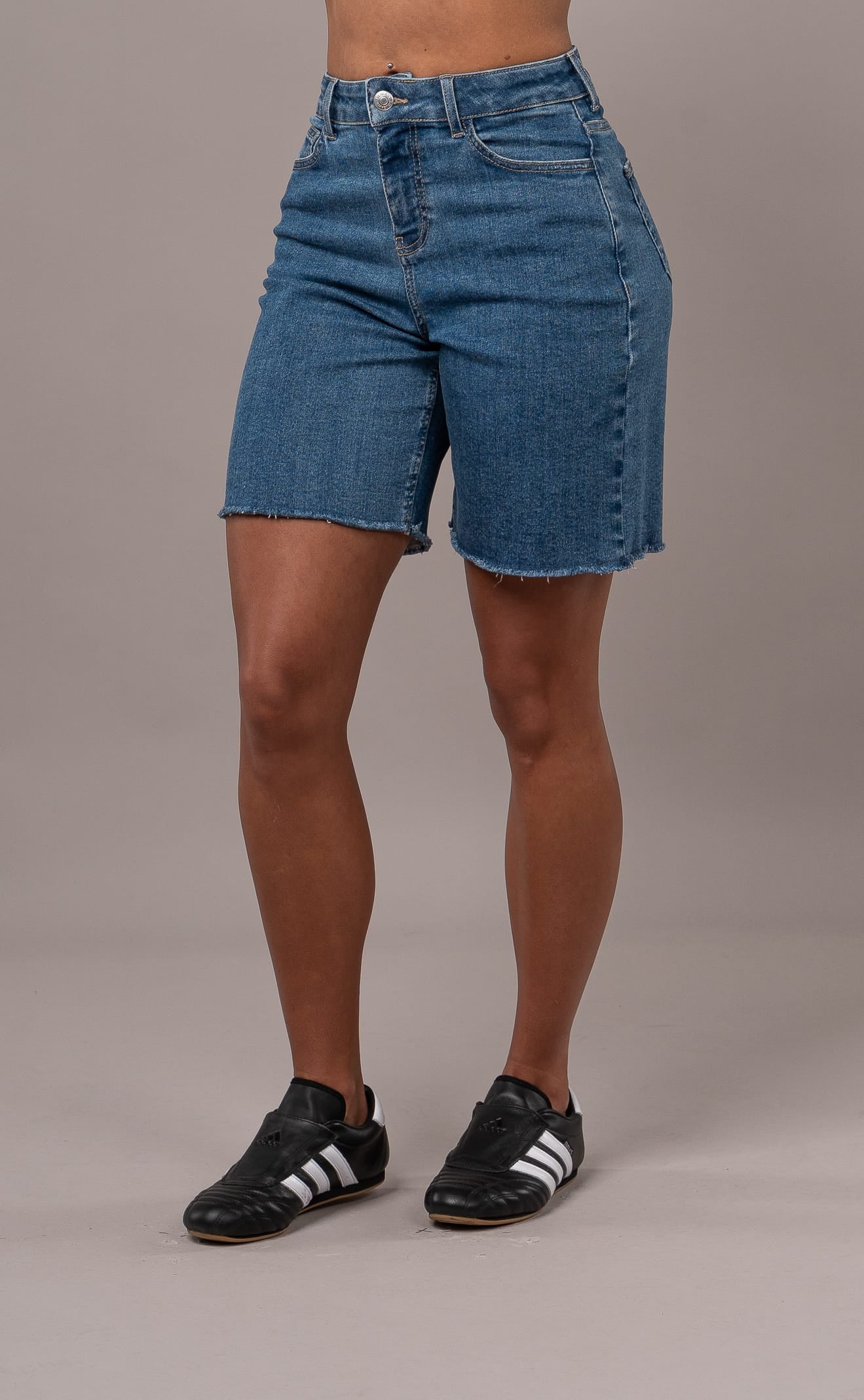 Womens Bermuda Shorts - Mid Blue Bermuda FITJEANS