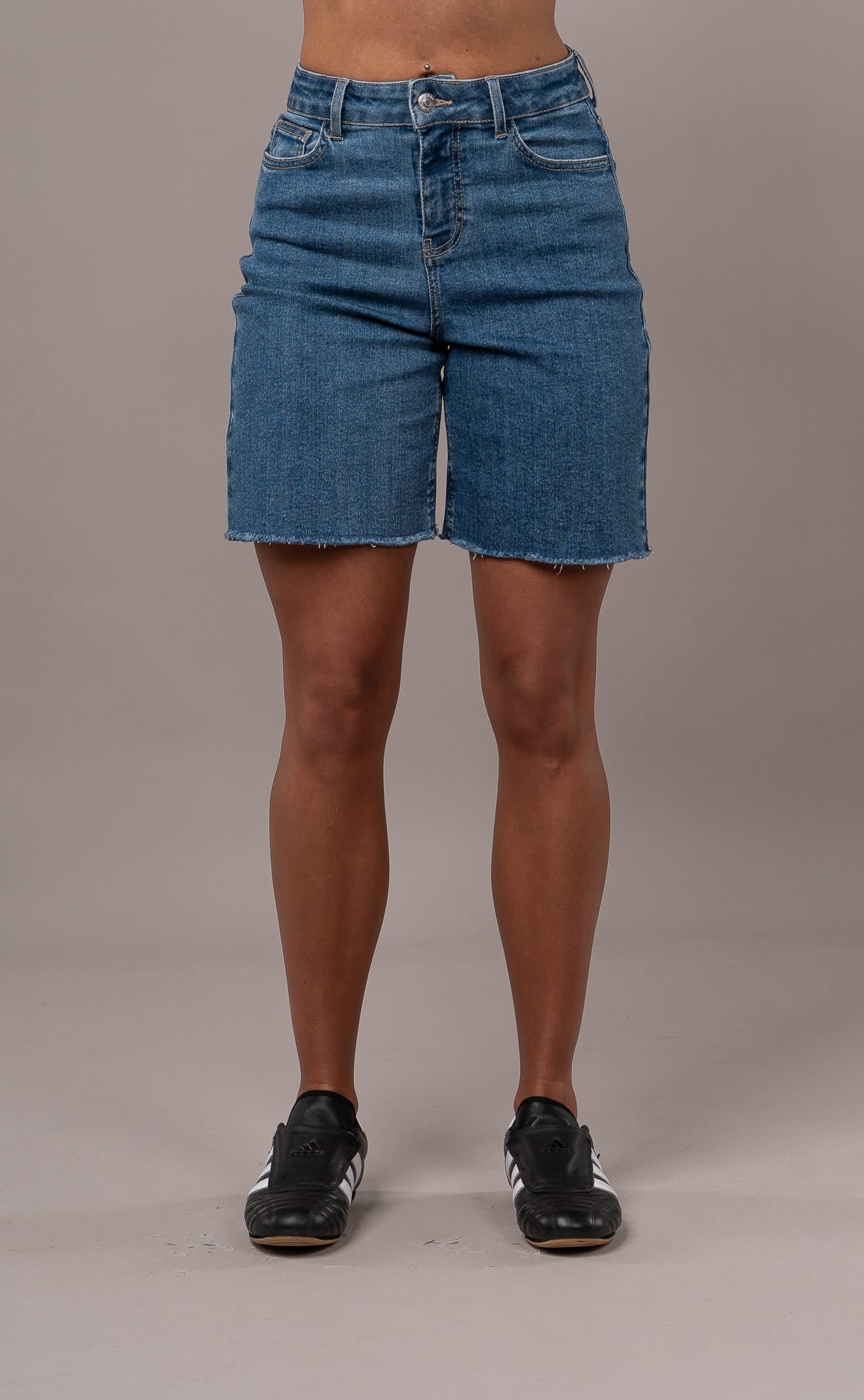 Womens Bermuda Shorts - Mid Blue Bermuda FITJEANS
