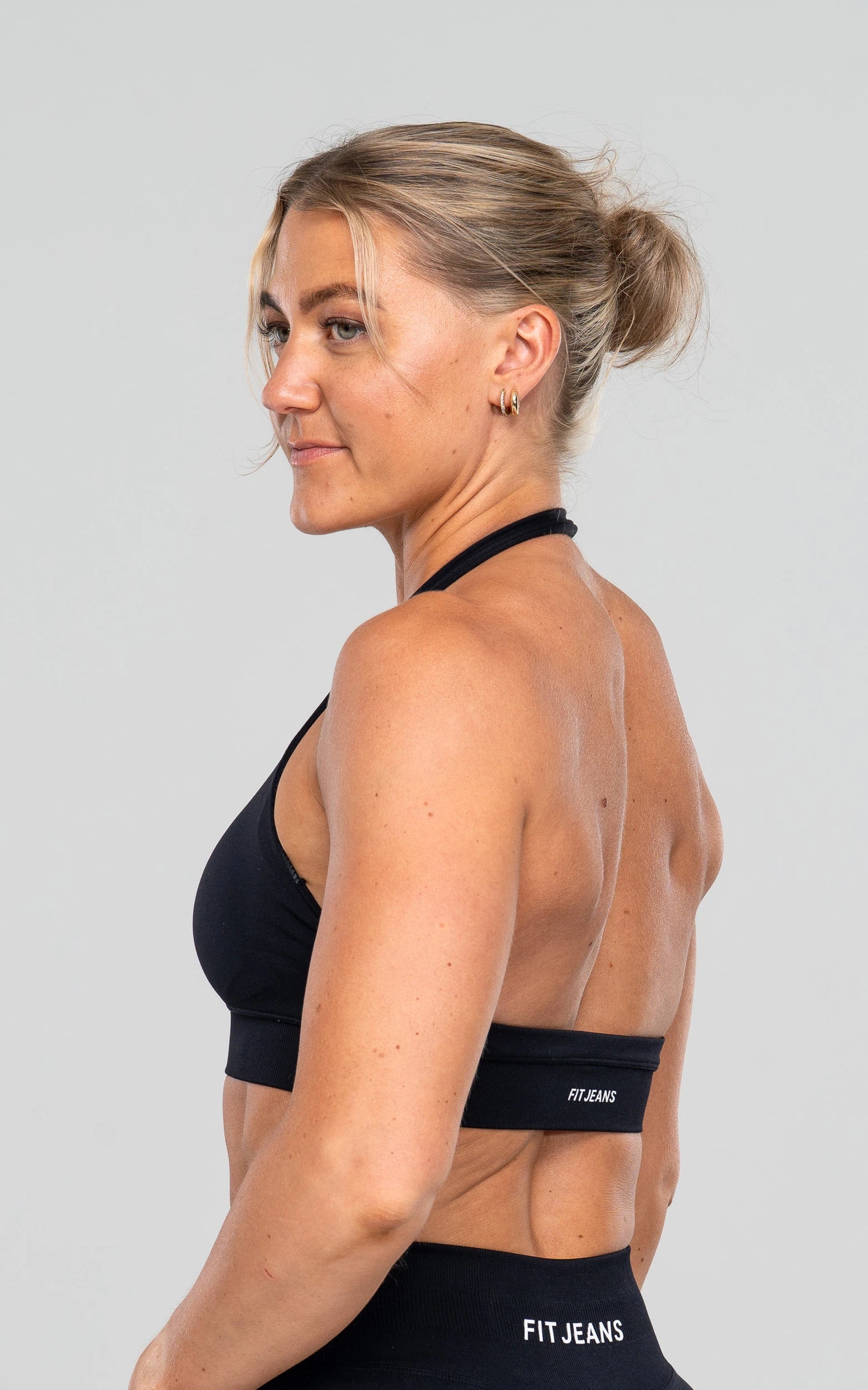 Training Sports Bra - Midnight Black Training Sports Bra FITJEANS