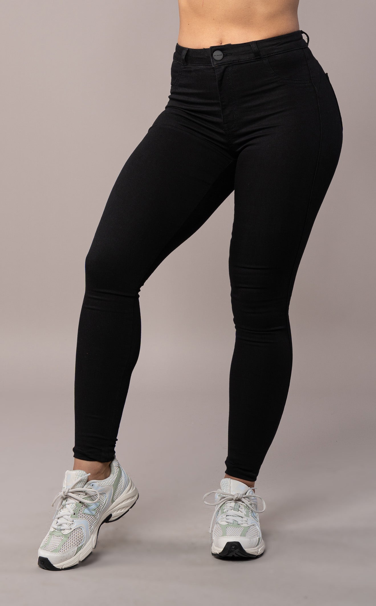 Womens Contour Mid Waisted Fitjeans - Black Contour Mid Waisted FITJEANS