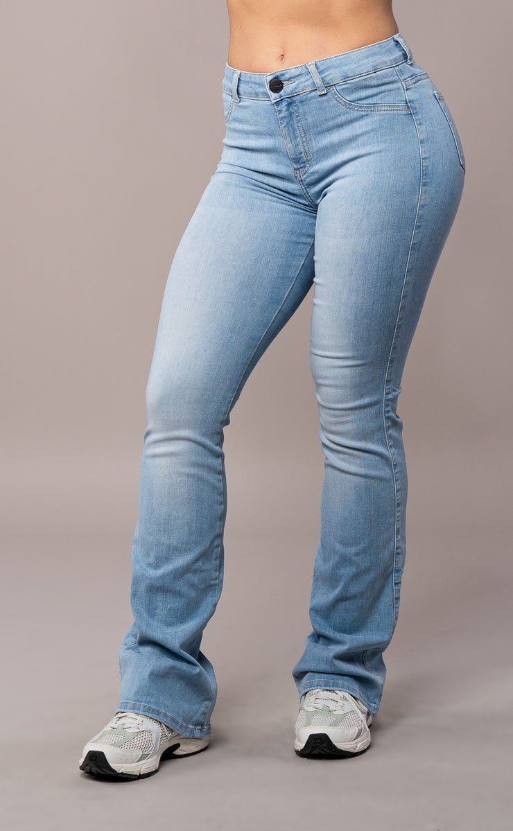 Womens Flared Mid Waisted Fitjeans - Arctic Light Blue
